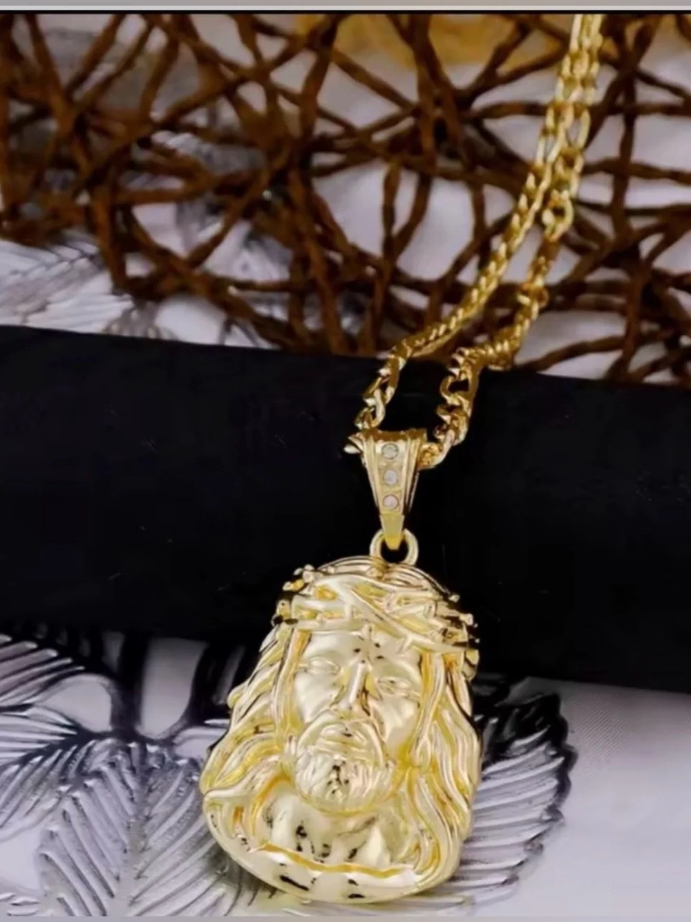 Gold plated Jesus Head Pendant Necklace for Men